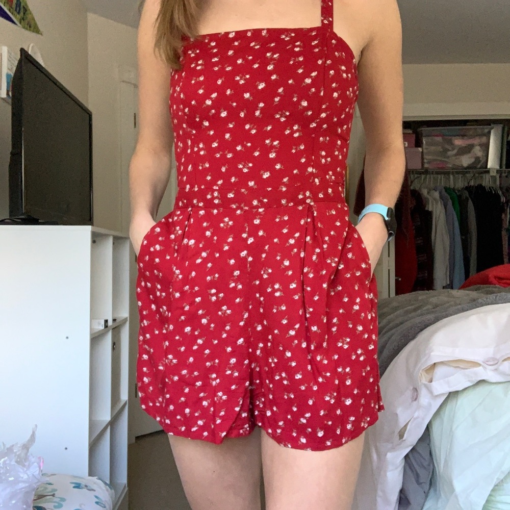 Hollister Romper Size Small